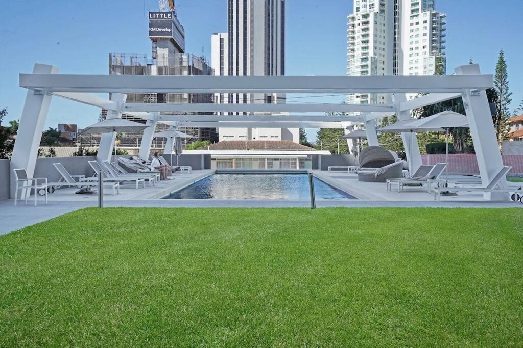 Broadbeach Apartment Level 10 With Beach Views Gold Coast Exterior photo